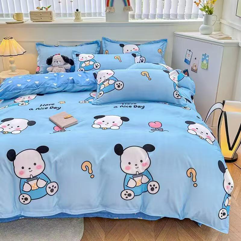 image16 Kék Kutyusos Gyerek Ágyneműhuzat Szett 3 Részes – 100x140 cm + Gumis Lepedő - Image 1